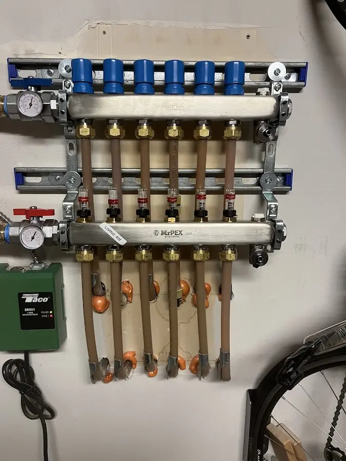 Plumber performing Leak Detection at a residential property in Umatilla